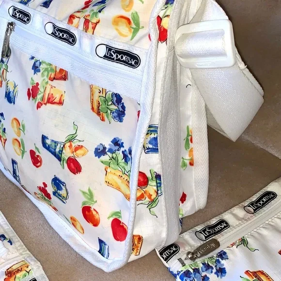 Vintage LeSportsac Farmstand Fruit Flowers 3pcs Bag Purse Pouch Wallet - Picture 15 of 15